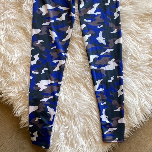 Onzie Midnight Blue High Rise Camouflage Hot Yoga Leggings Size S/M EUC - Picture 10 of 16
